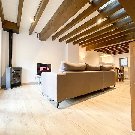 Nyaraló Encant Muntanyes, Casa Amb Vistes A *