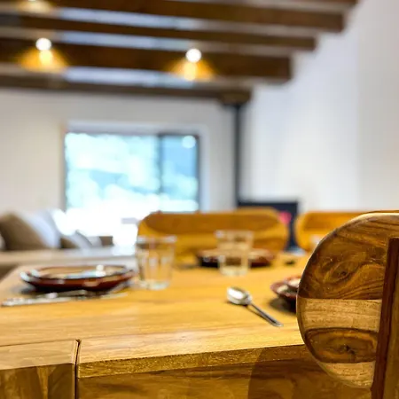 Encant Muntanyes, Casa Amb Vistes A * Martinet