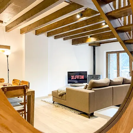 Encant Muntanyes, Casa Amb Vistes A Nyaraló Martinet